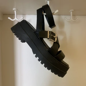 Sandaler - Från public desire. Använda en gång! Jättesköna