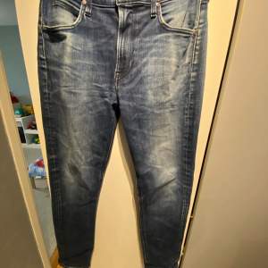 Sköna jeans från lee, skick 7/10 storlek 30/32