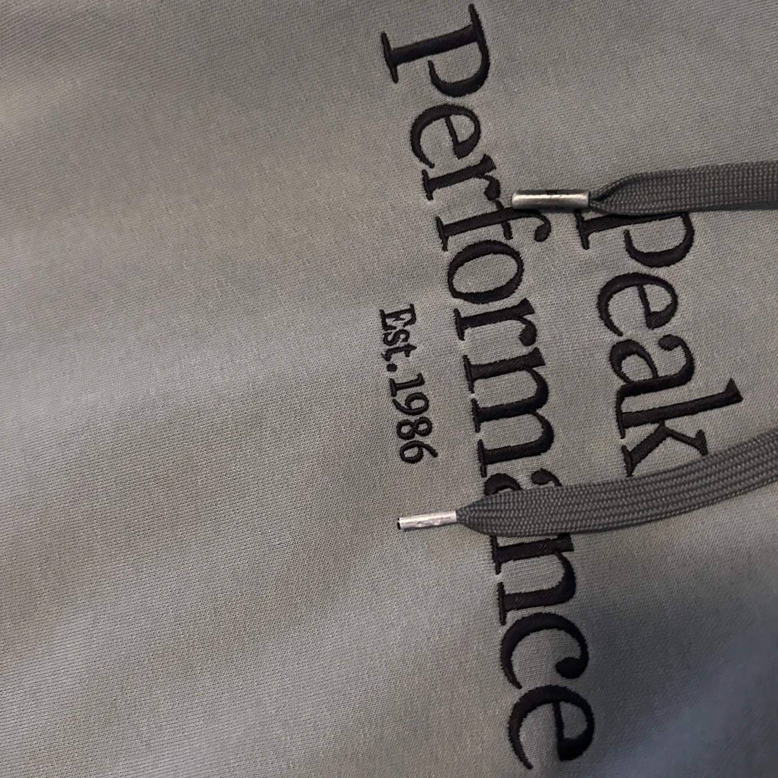 Peak Performance hoodie - 90