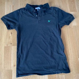 Lyle & Scott piké  - Lyle & Scott piké  Storlek: S