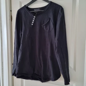 Herrtröja - Svart tröja storlek M