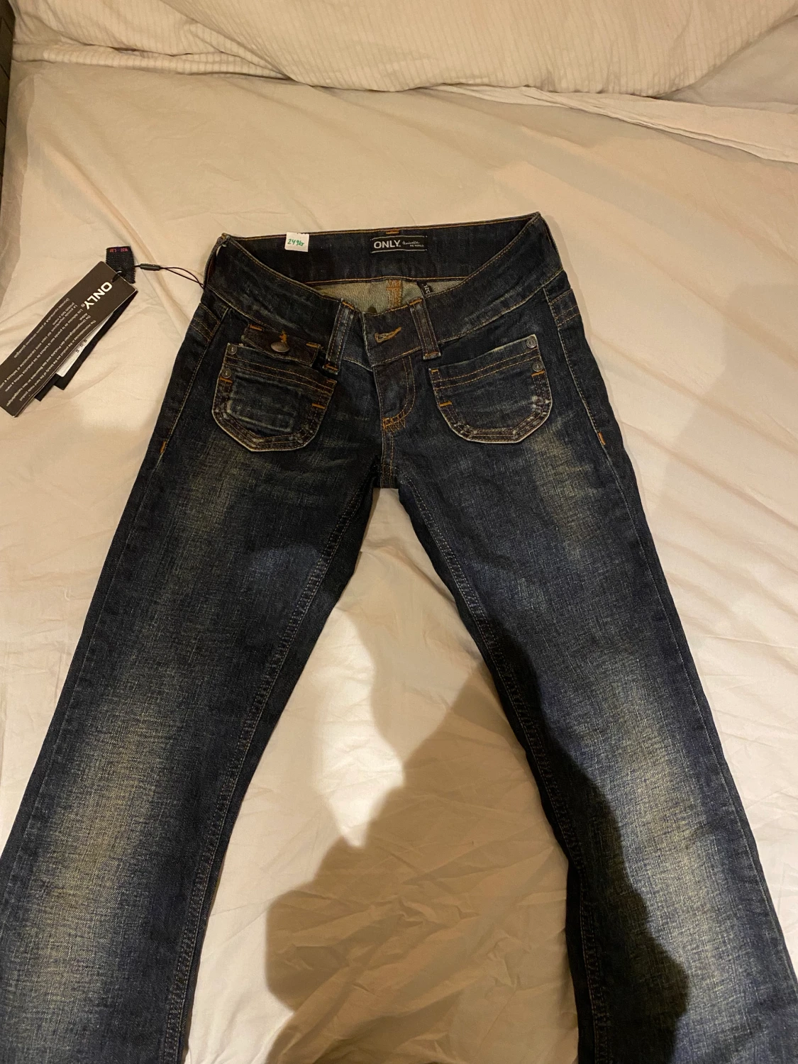 Lådmidjade jeans 