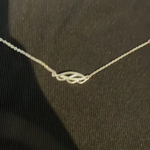 Silver armband  - Jätte fint silver armband använder aldrig då det inte är min stil