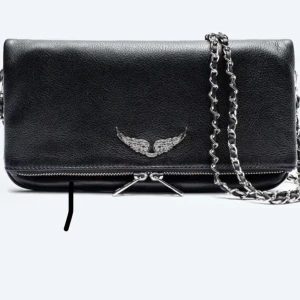 Zadig  - Säljer min jätte fina zadig väska❤️❤️❤️köpte den för 3200 säljer den för 1800-2000