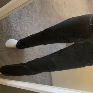 jeans - jeans från bershka, använda max 5 gånger!! fint skick❤️