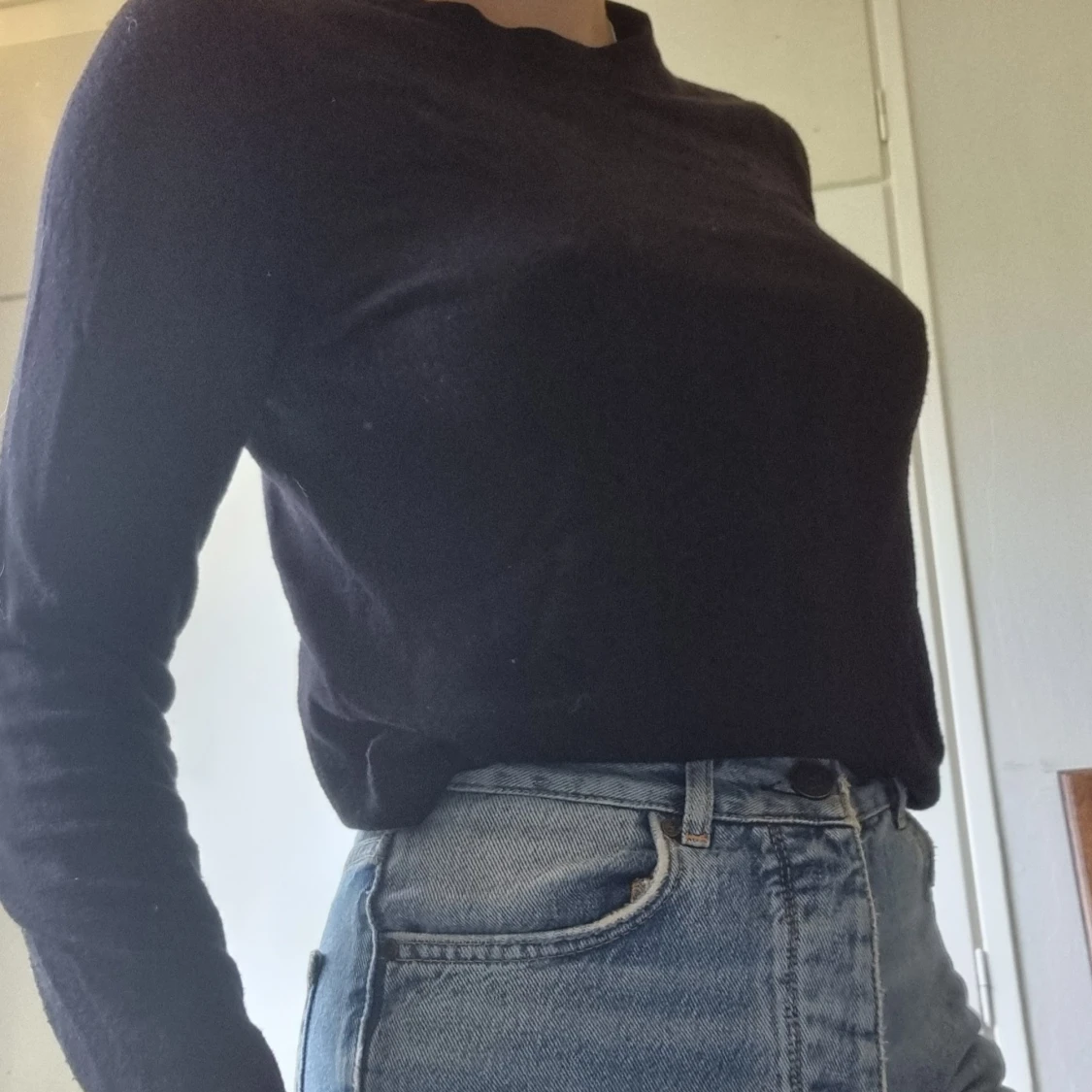 Svart långärmad tröja