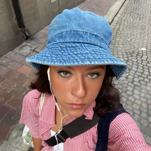 Vintage jeans buckethat - Så så trevlig bucketH i jeans!!! Använd fåtal gånger ♥️ 