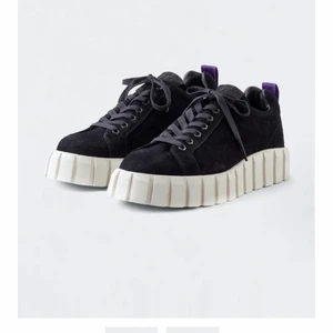 Eytys skor - Säljer mina eytys odessa i strl 38, knappt använda då jag har andra! Skriv för fler bilder💖💖