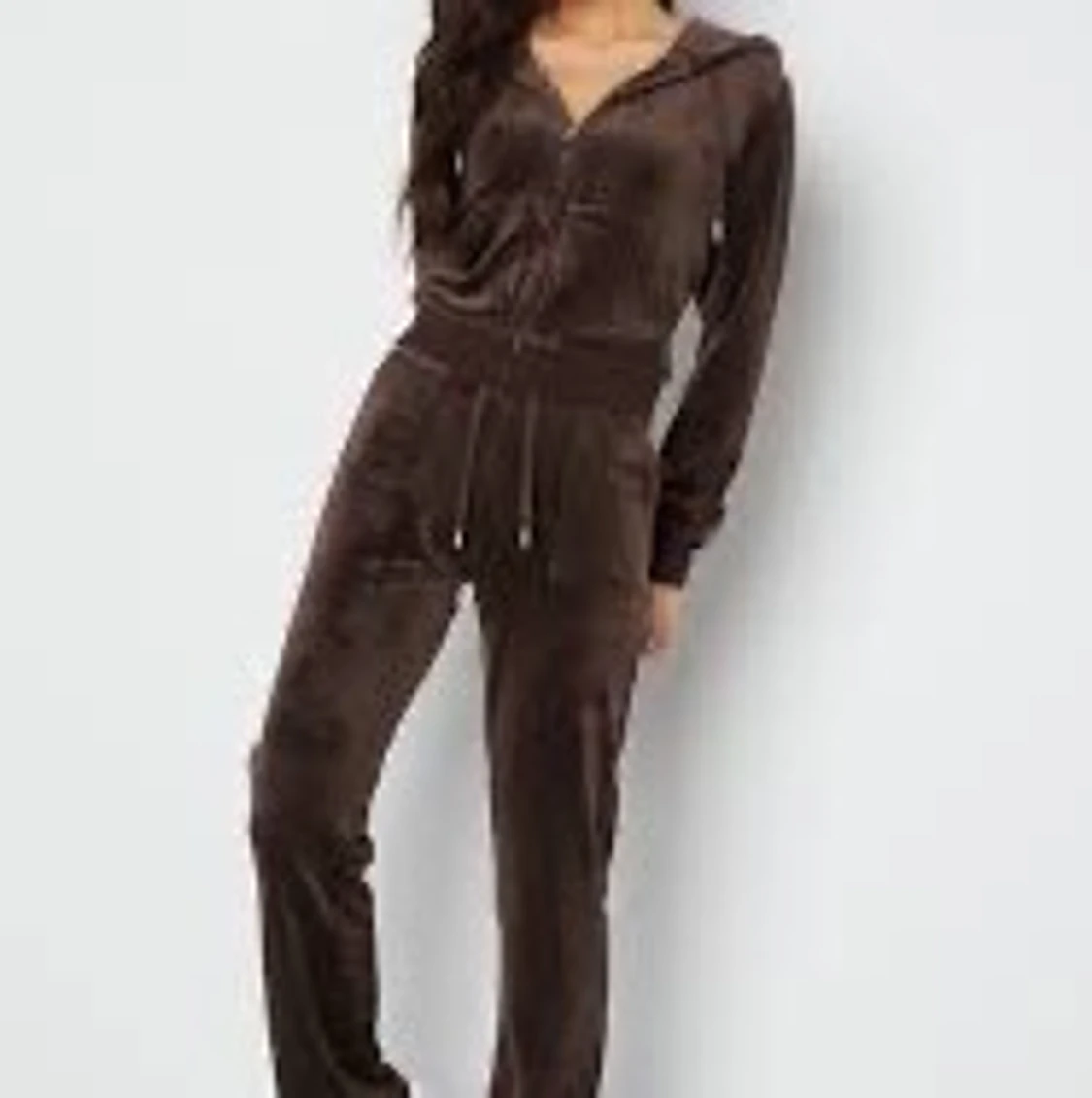 Söker Juicy Couture set