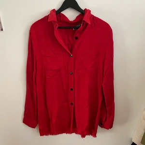 Red Zara shirt (perfect condition)  - Perfect condition Zara red shirt. Can be worn either alone or as an over shirt, you can also roll the sleeves up. I am moving in a week, so all prices are negotiable. I have many more items available so send a PM of you’d like to come see them in person (in Stockholm). Feel free to reach out for more information or pictures🌸