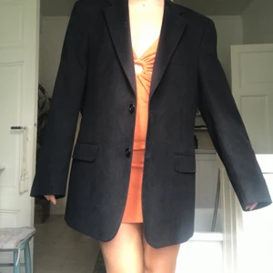 Blazer/kavaj herrkavaj passar dam 38 - Pappas gamla, sitter snyggt oversized och boxigt. Har totalt 5st svarta och en burgundy