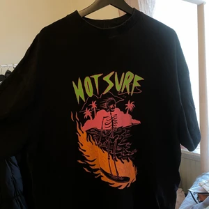 Oversize T shirt från Junkyard - Collusion t shirt från Junkyard. Storlek M