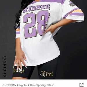 Shein - Säljes pga fel storlek 