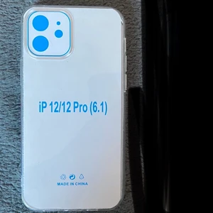 12/12 pro skal  - iPhone skal, genomskinligt, oanvänt  13 kr frakt