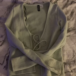 Grön kofta - Pastell grön kofta från H&M💚💚