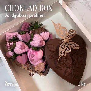 Choklad Box med jordgubbar  - Beställningar via instagram heavenlysweets.malmo