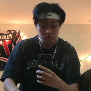 Pannband nike - Endast använd för foton. Frakten tillkommer på bara 13 kronor. 