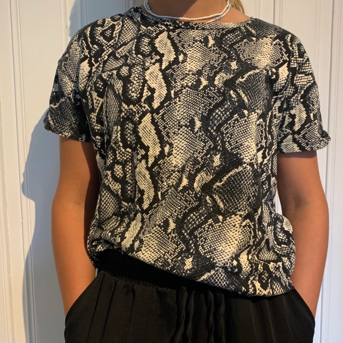 Ormskinns mönstrad t-shirt