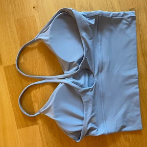Sport BH Lululemon - Sport BH Lululemon storlek L men passar M