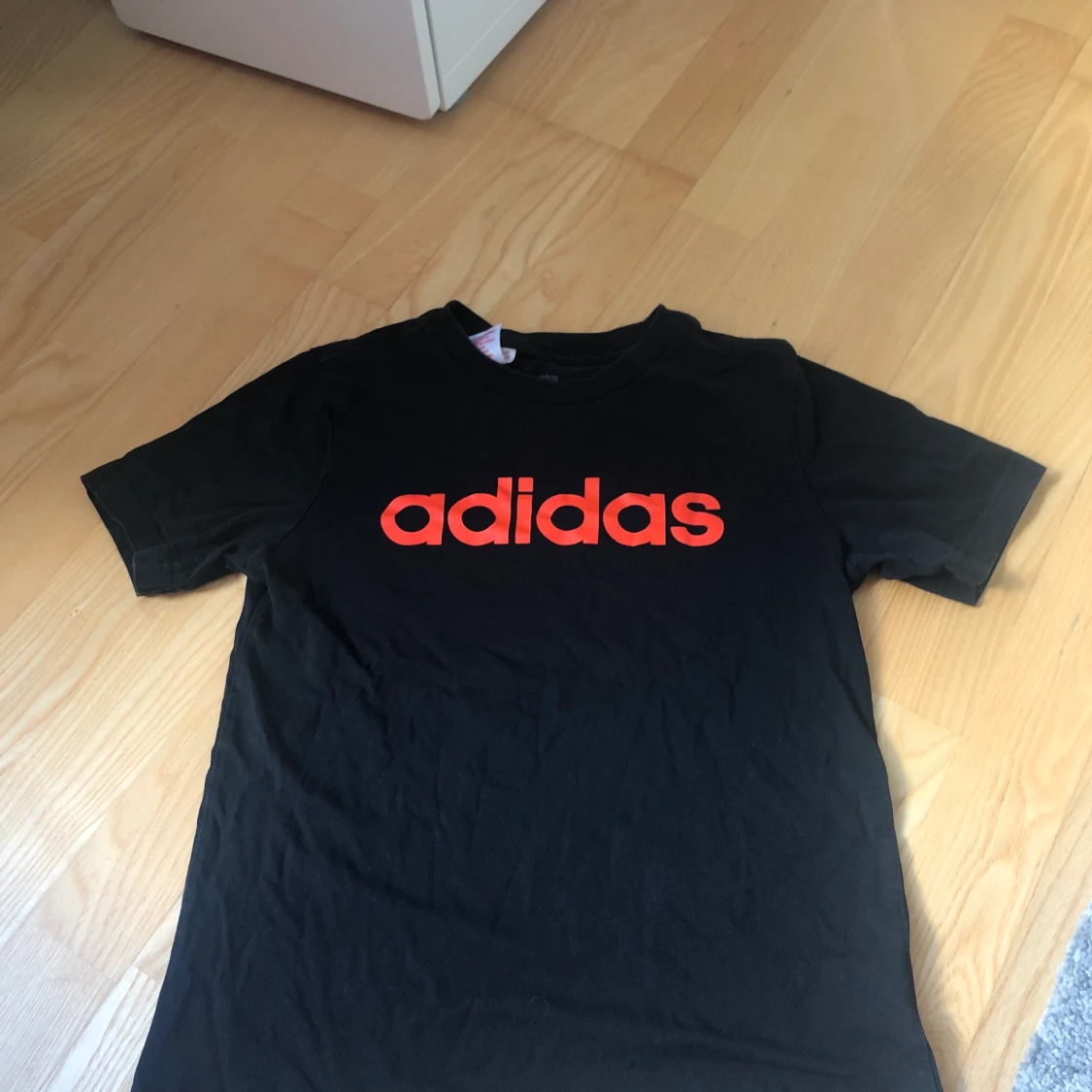 Adidas t-shirt