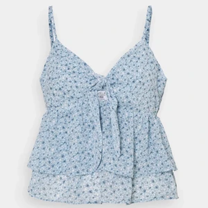 Skit snygg topp - Skit söt topp från nakd💙 Storlek S Pris diskuteras