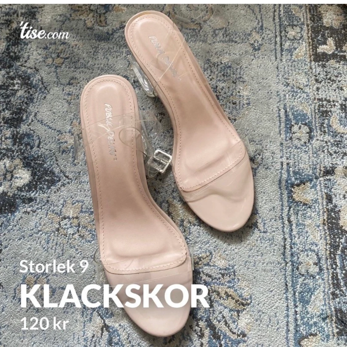 Genomskinliga klackskor