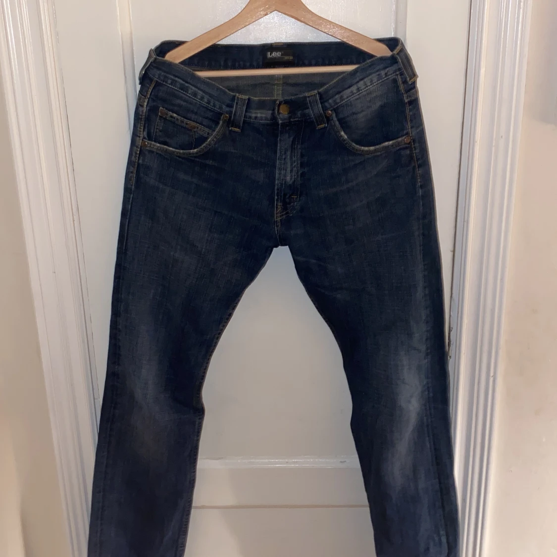 Lee jeans strl 33/34 pris 200kr