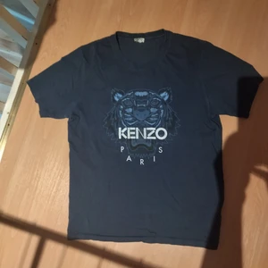 Kenzo tröja st L  - Unisex i fin skick 