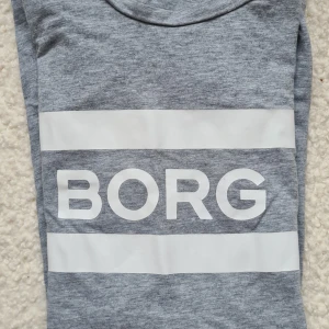 T-shirt - Fint skick.