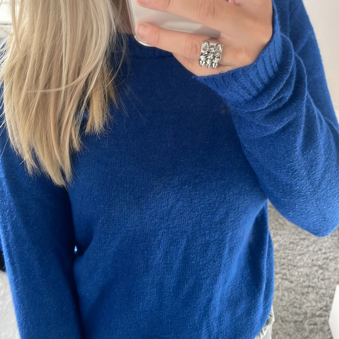 blå stickad tröja - 90