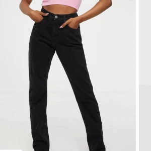 Straight jeans  - Aldrig använda storlek 34