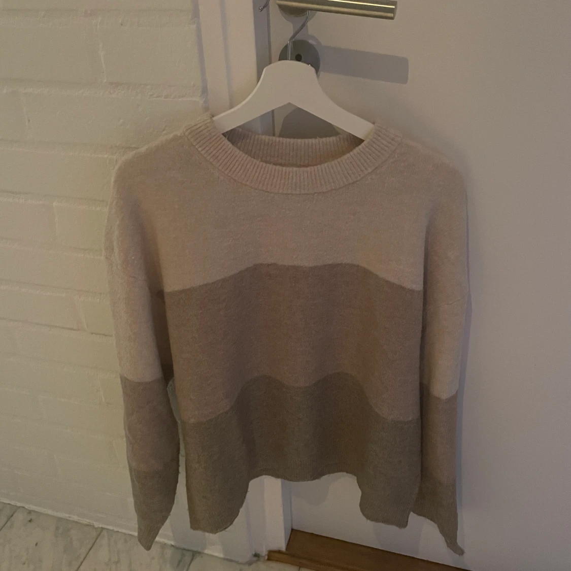 Stickad tröja från hm