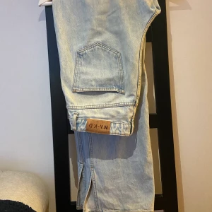 Jeans - Jeans från NAKD. Säljer för att dem har blivit för små, använda en del, men fortfarande i bra skick. 💞