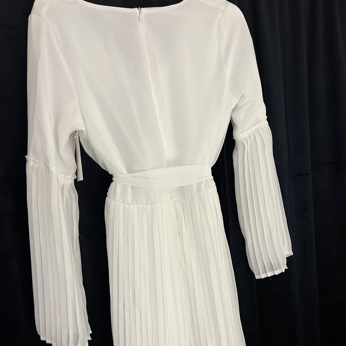 Vit klänning stl 38. - 91