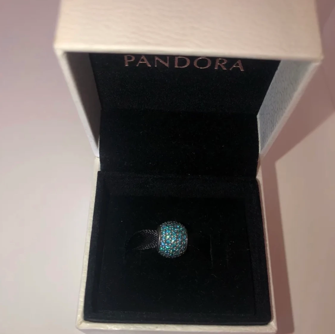 Pandora armband & berlock  - 91