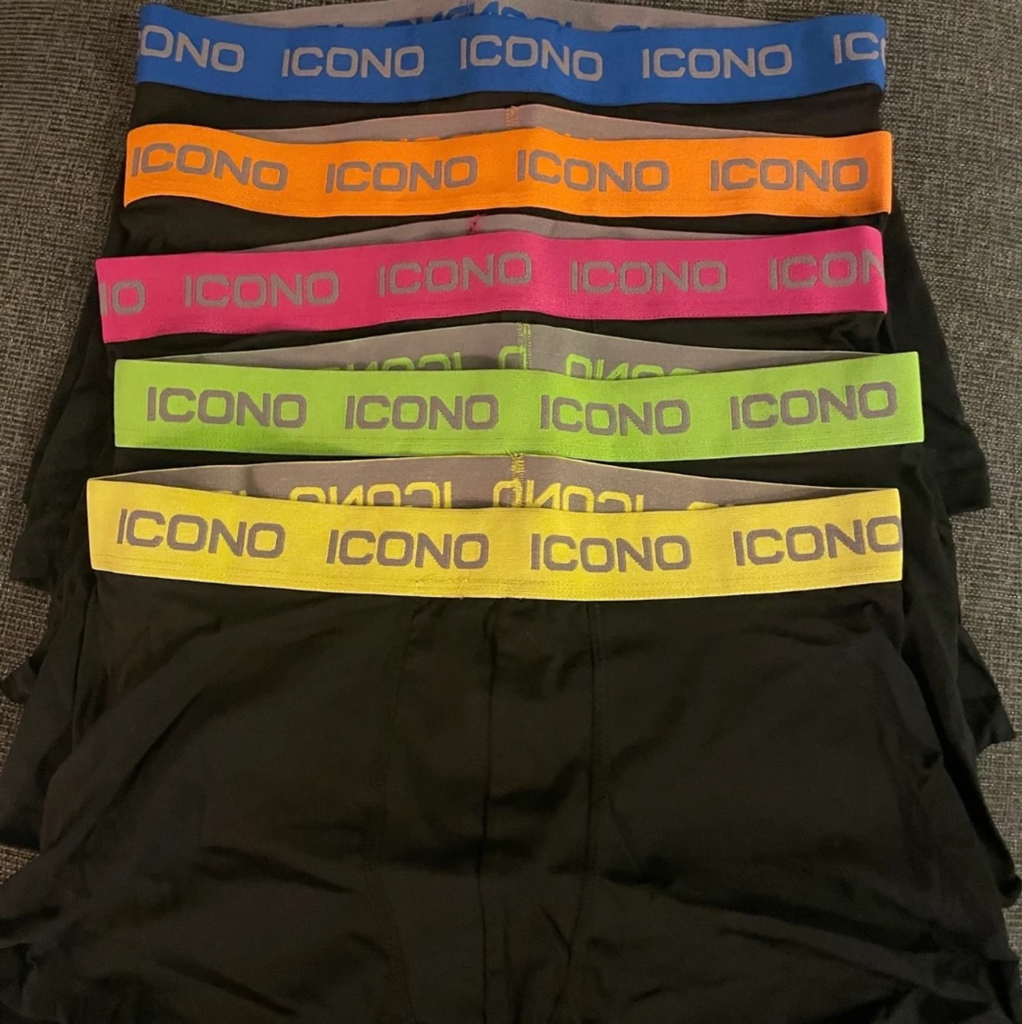 Helt nya kalsonger i storlek M, aldrig använda 