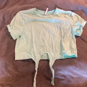 Turkos magtröja - Turkos magtröja, oanvänd.