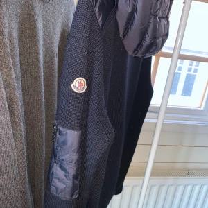 Moncler cardigan - Storlek L Skick 8/10
