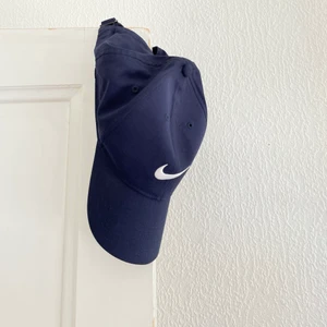 Nike-keps - Mörkblå Nike-keps
