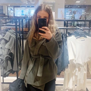 Kappa - Köpte denna kappa för 499kr säljer den för 199kr. Andvändt några fåtal gånger 