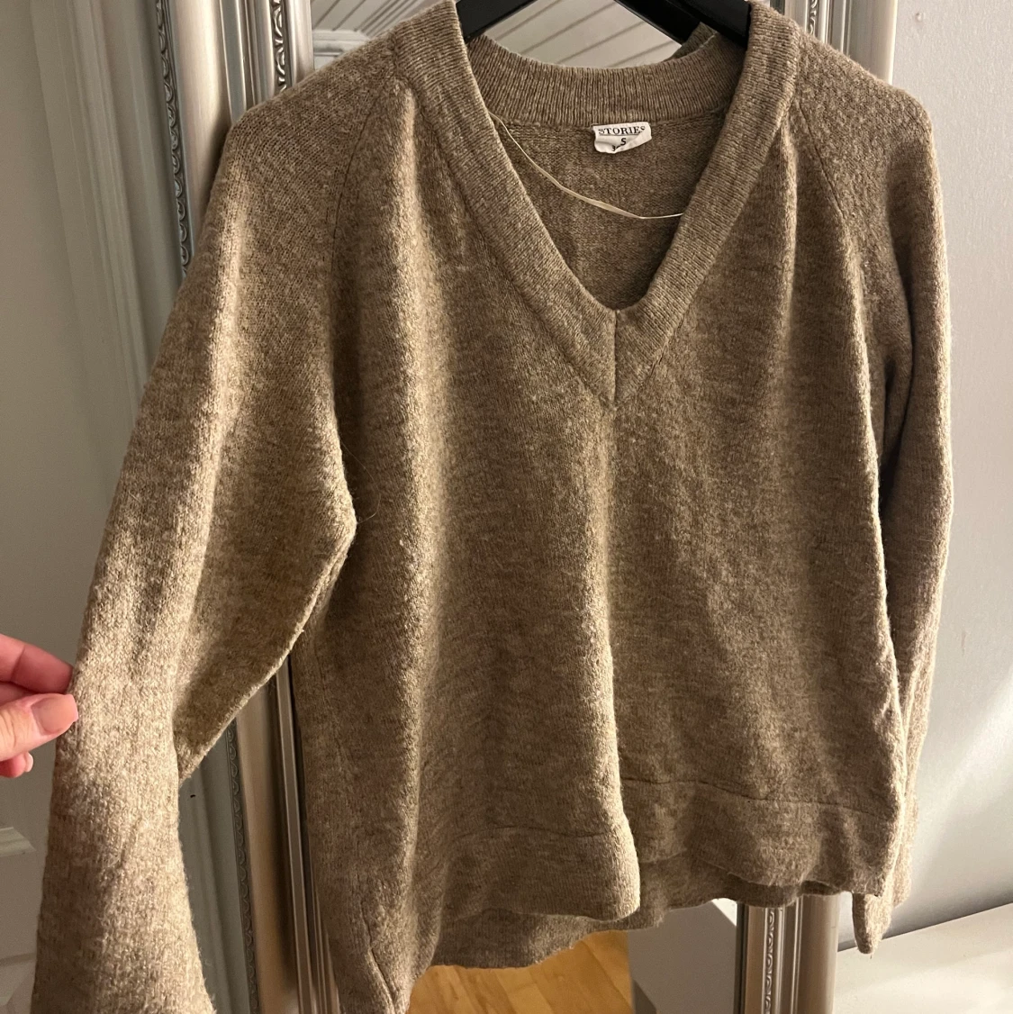 Beige stickad tröja!