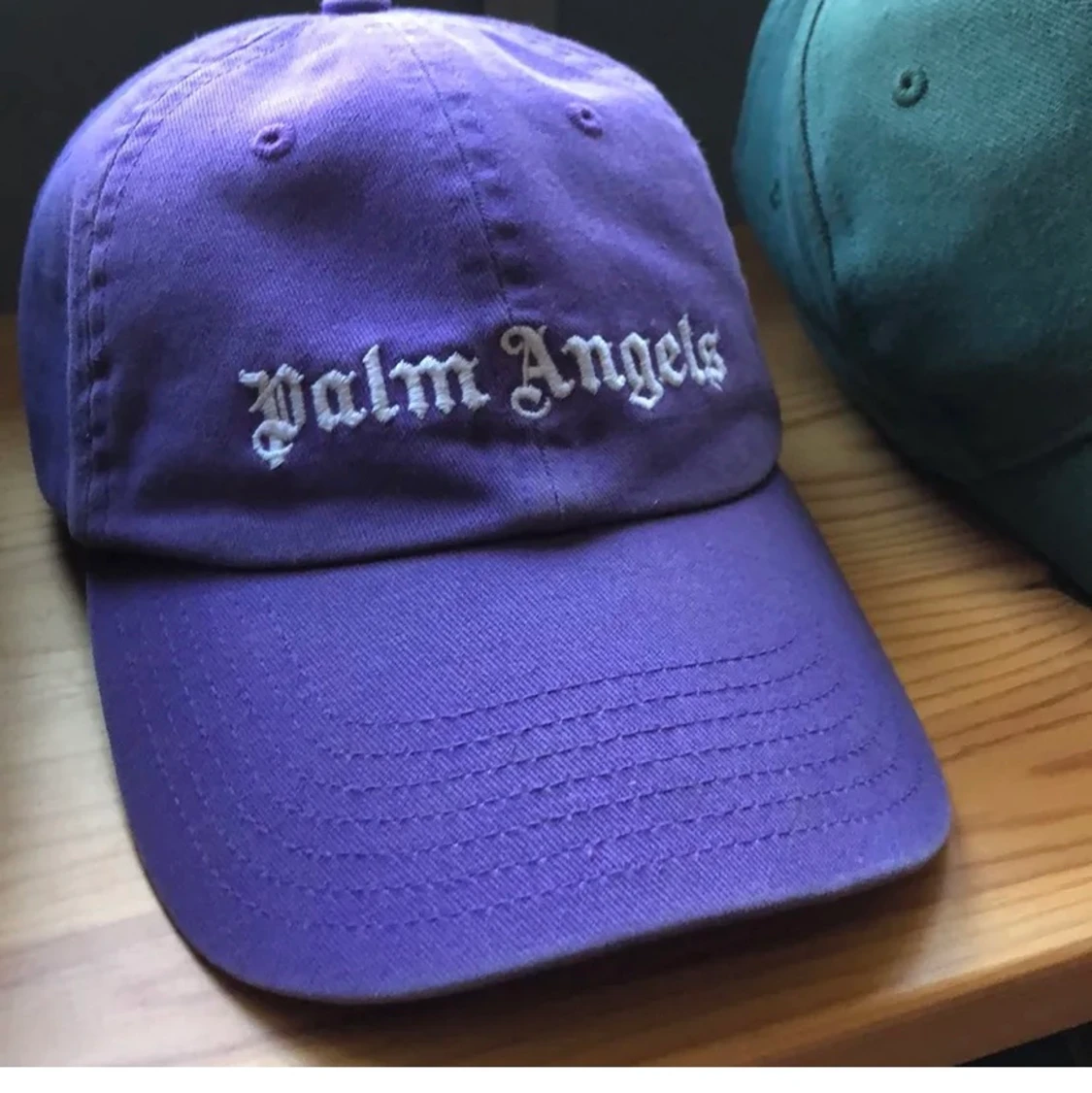 Lila palm angels keps