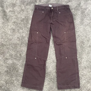 Byxor - Byxor från Kaxs by KappAhl. Stl 158 men skulle säga att dom är stora i midjan och lite långa för mig. Bra skick. Säljer för de inte passar mig bra. Säljer dem för 100kr plus frakt.