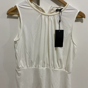 Blus  - Aldrig använd, lappen kvar!🤍