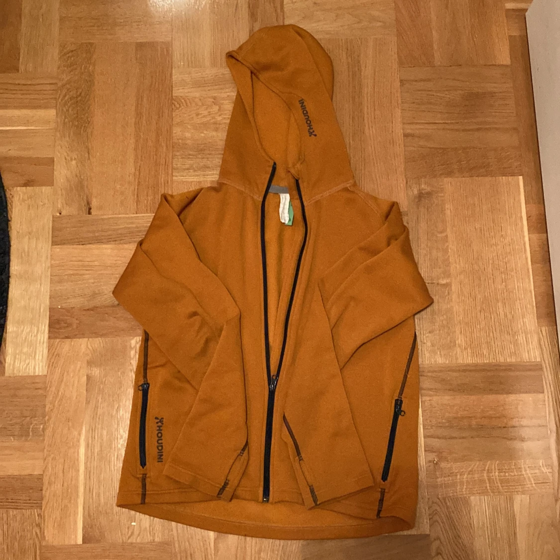 Orange HOUDINI tröja