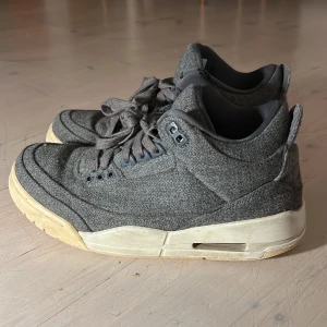 Nike jordan 3 retro wool - Ett par jordan 3 i okej skick säljer dom för att dom var för små, dom är ganska höga också