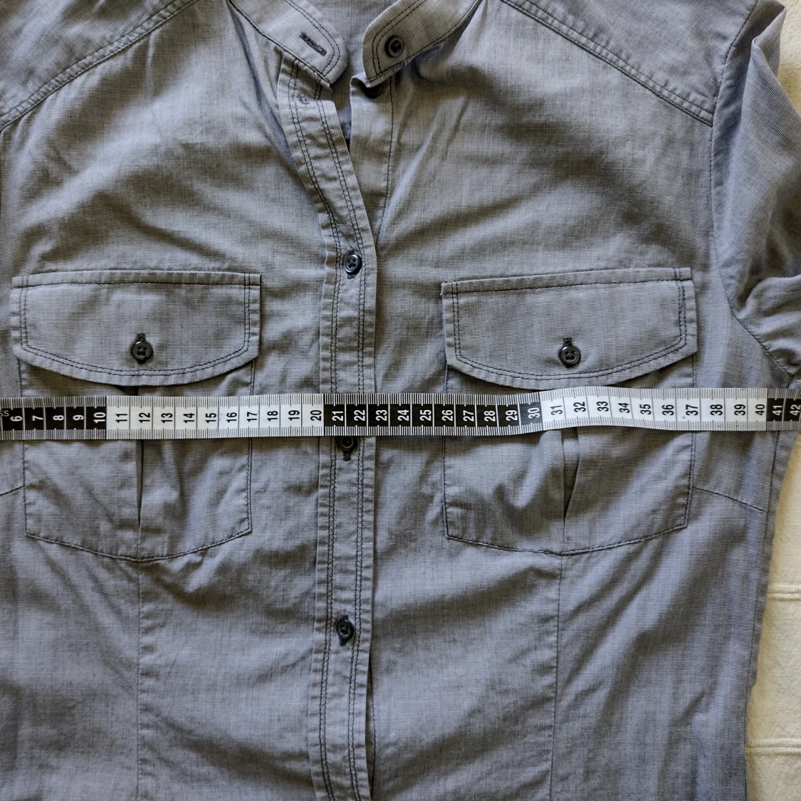 Samsøe & Samsøe - grå skjorta - storlek XS/S - 2