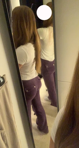 Lila juicy couture byxor - Säljer/byter mina juicy byxor de har inga defekter ❤️kan mötas i och runt Göteborg 