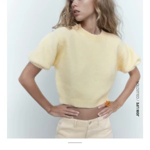 Stickad tröja från zara - Säljer denna oanvända tröjan från zara i ull❤️ slutsåld och populär 