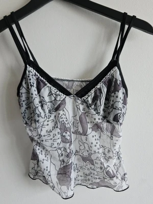 Y2k vintage linne - Snyggt linne med en unik design. Passar storlek XS.